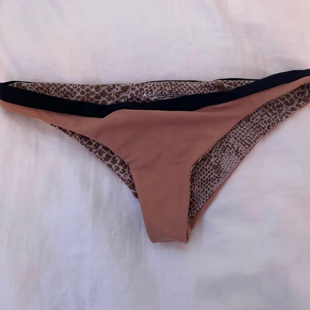 ACACIA BOTTOMS